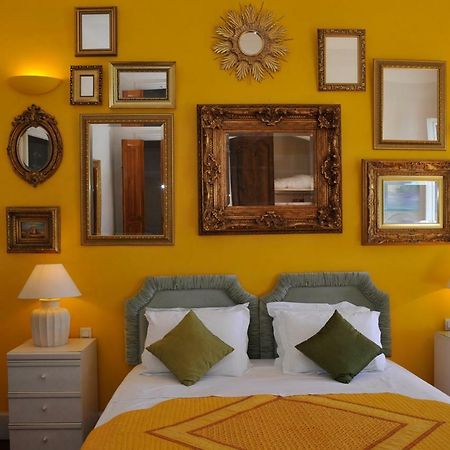 Les Saisons Bed & Breakfast วิลเนิฟ-เลส์-อาวิญง ภายนอก รูปภาพ