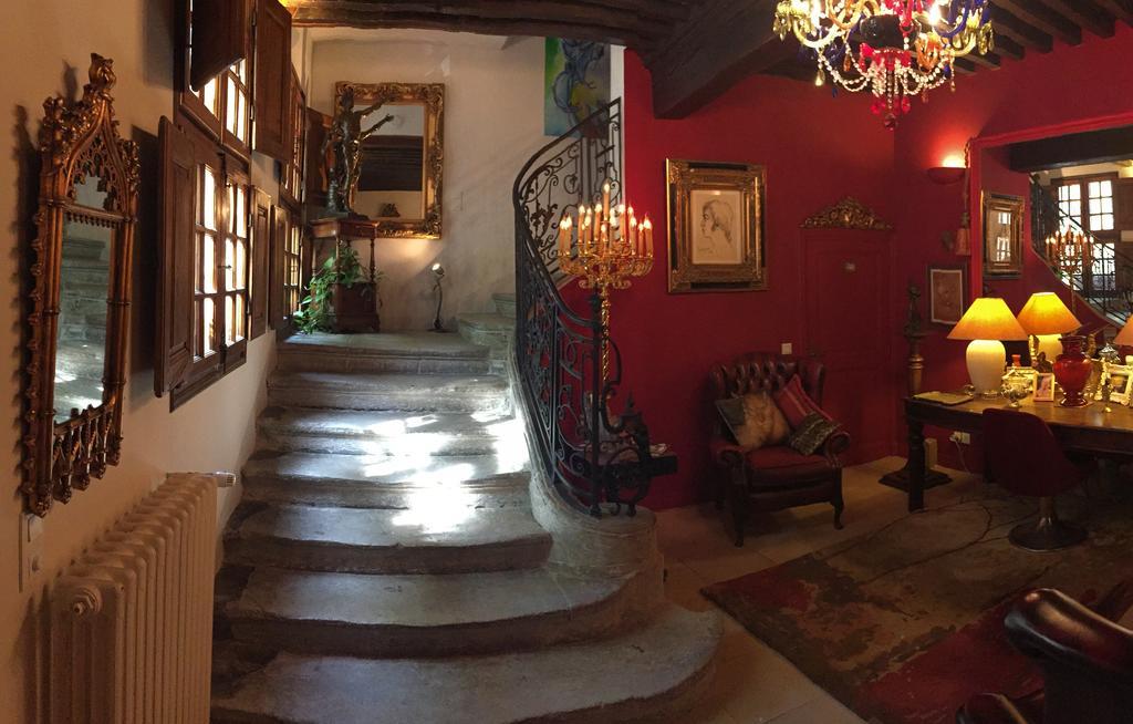 Les Saisons Bed & Breakfast วิลเนิฟ-เลส์-อาวิญง ภายนอก รูปภาพ
