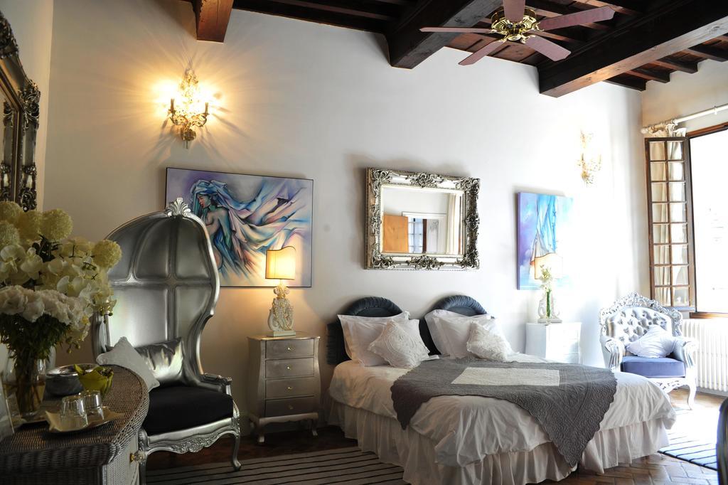 Les Saisons Bed & Breakfast วิลเนิฟ-เลส์-อาวิญง ภายนอก รูปภาพ