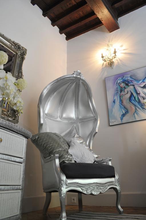 Les Saisons Bed & Breakfast วิลเนิฟ-เลส์-อาวิญง ภายนอก รูปภาพ