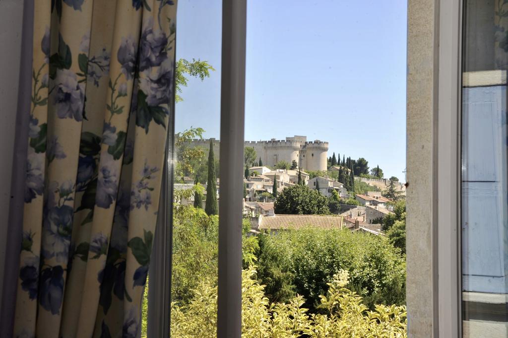 Les Saisons Bed & Breakfast วิลเนิฟ-เลส์-อาวิญง ภายนอก รูปภาพ